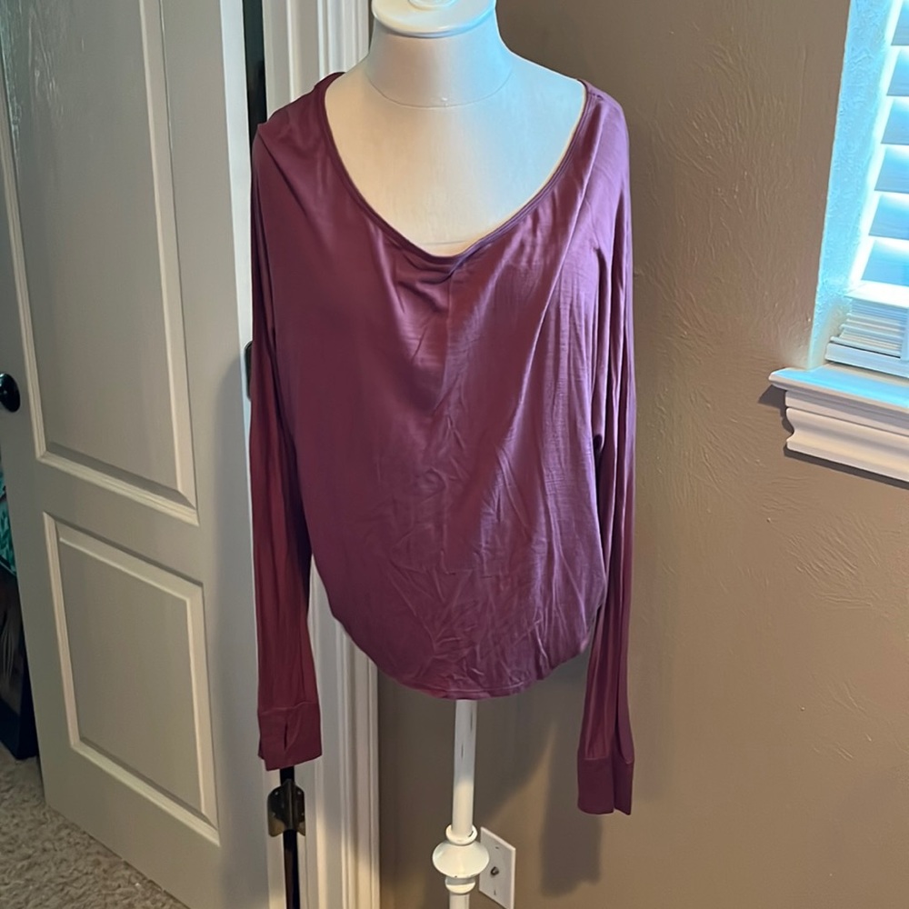 Grace & Lace athletic top